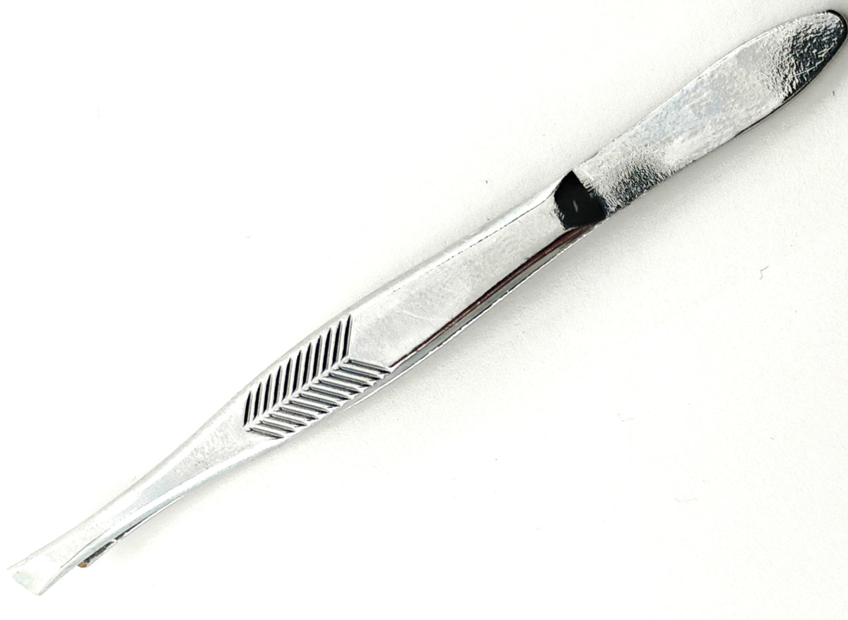 Slant Tip Tweezer – Diamond-Ground Stainless Steel Brow Tweezer